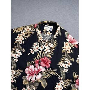 Iolani Hawaiian Shirt Men's L Floral Short Sleeve Button Up Rayon USA Vintage